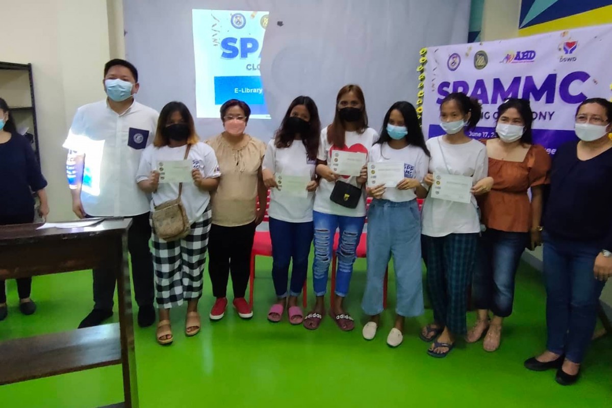 PIA 50 Teen Moms In Dagupan City Graduate From SPPAMC Program