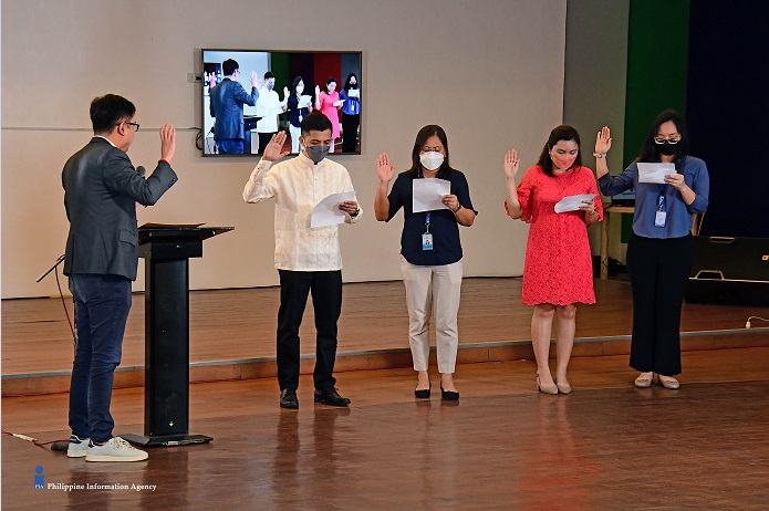 Oathtaking Ceremony of the newly-appointed and promoted employees of the Philippine Information Agency