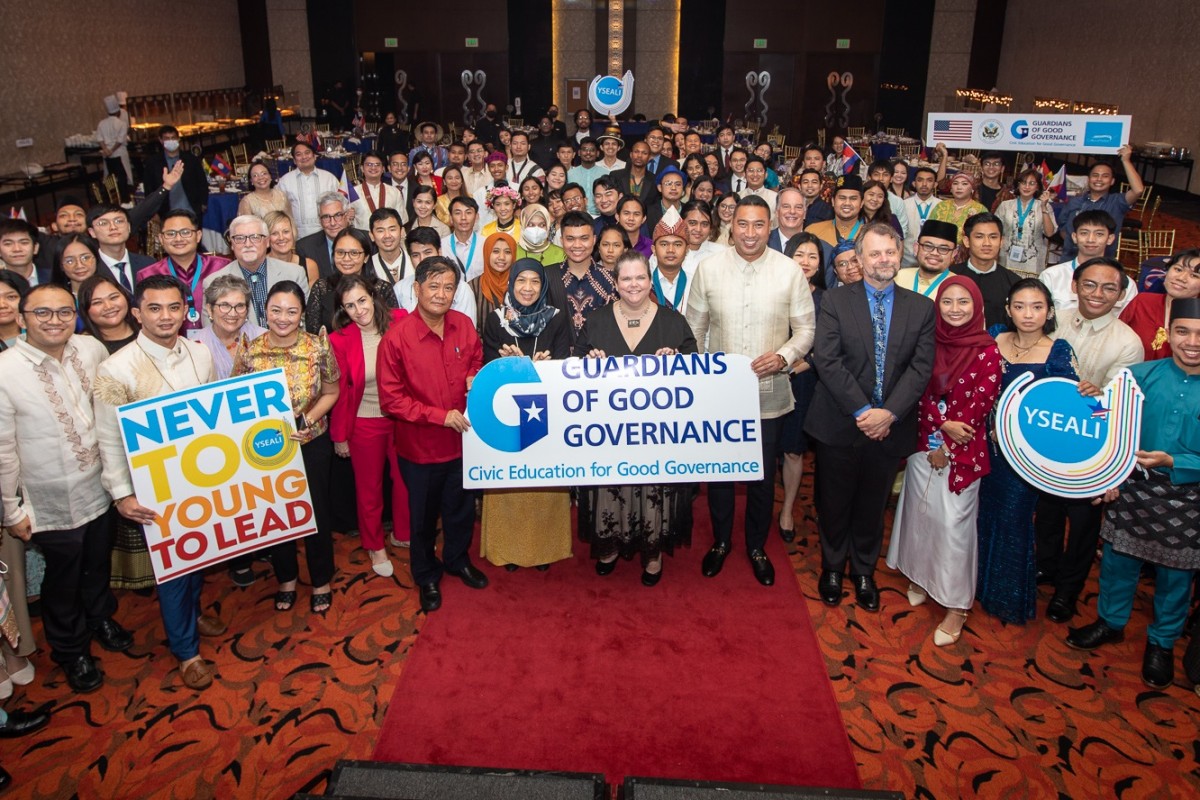 PIA U.S. Embassy hosts Good Governance for Southeast Asian Youth Leaders in Manila