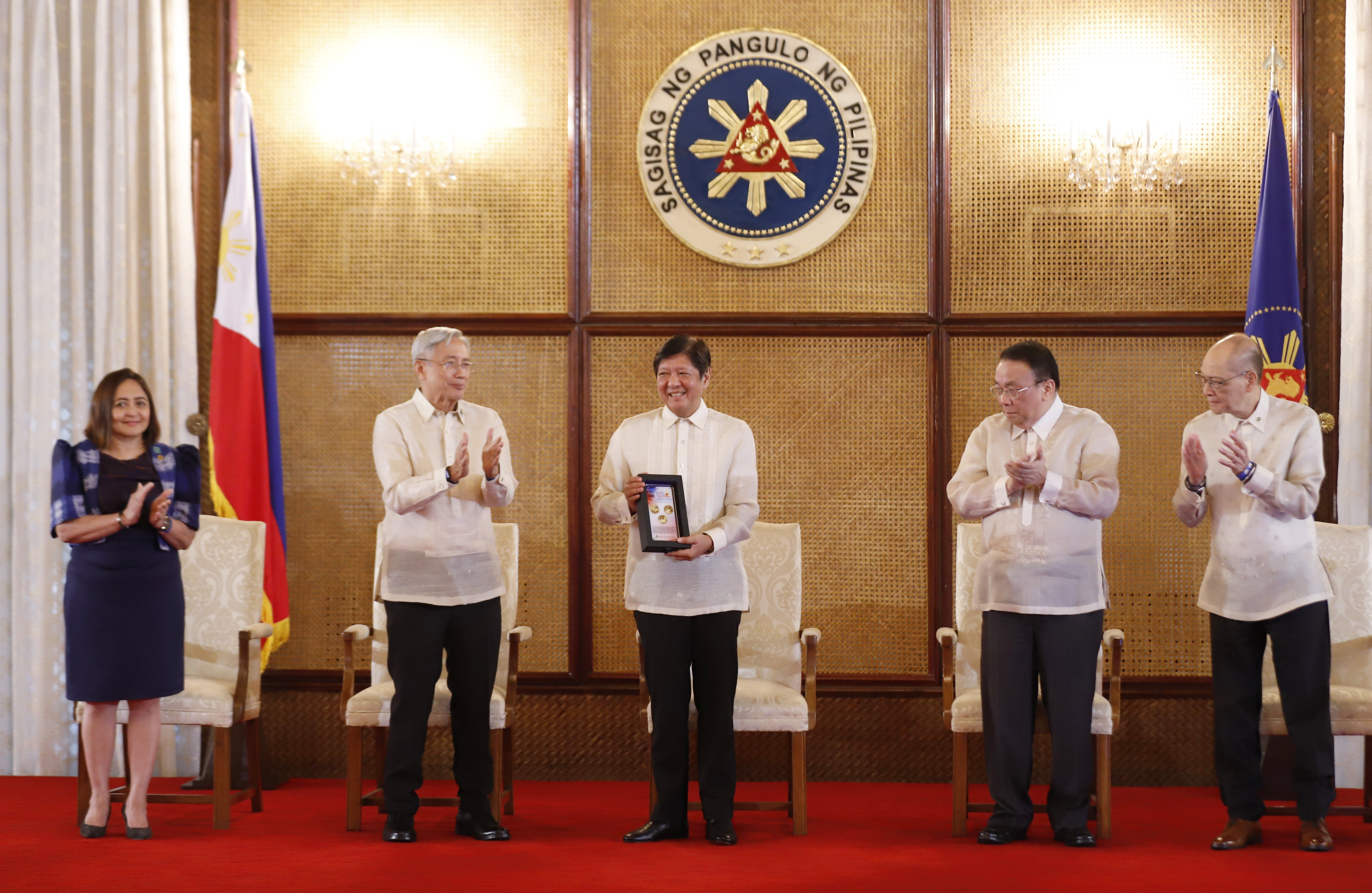 Launch of the commemorative coin set for the 125th Anniversary of Philippines Independence