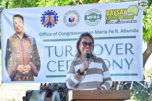 PIA - Eastern Samar Solon Implements 'Tulong Dunong Program' Of CHED